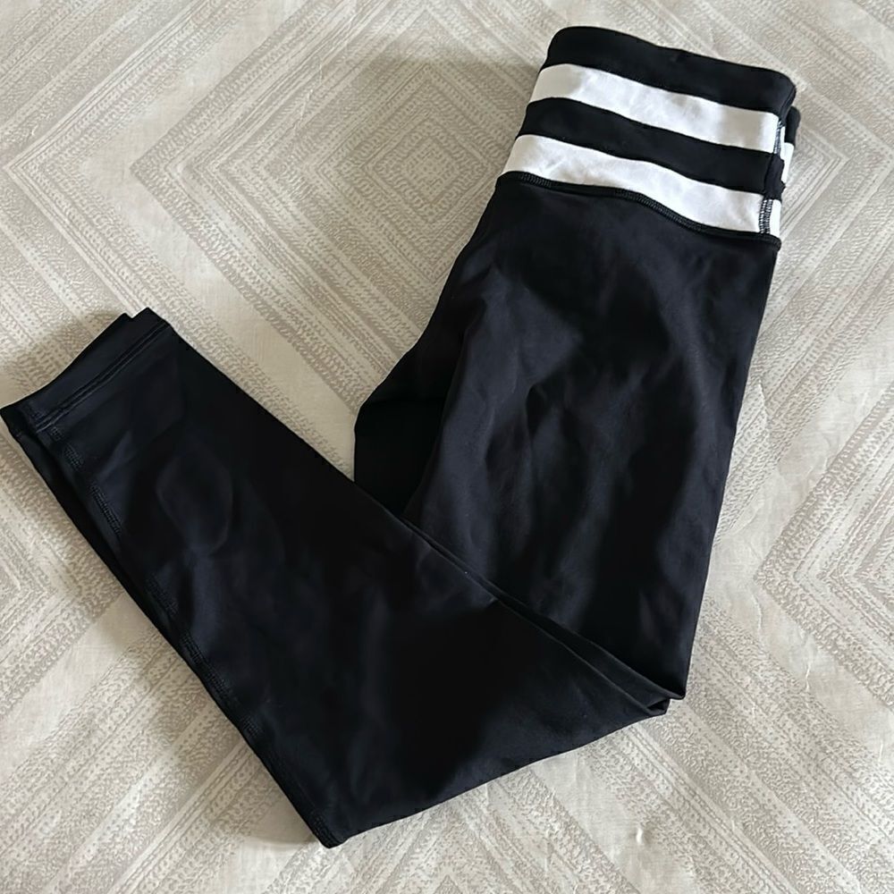 Nancy Rose Performance Black 7/8 High Waist Leggings w/ White Striped Waistband